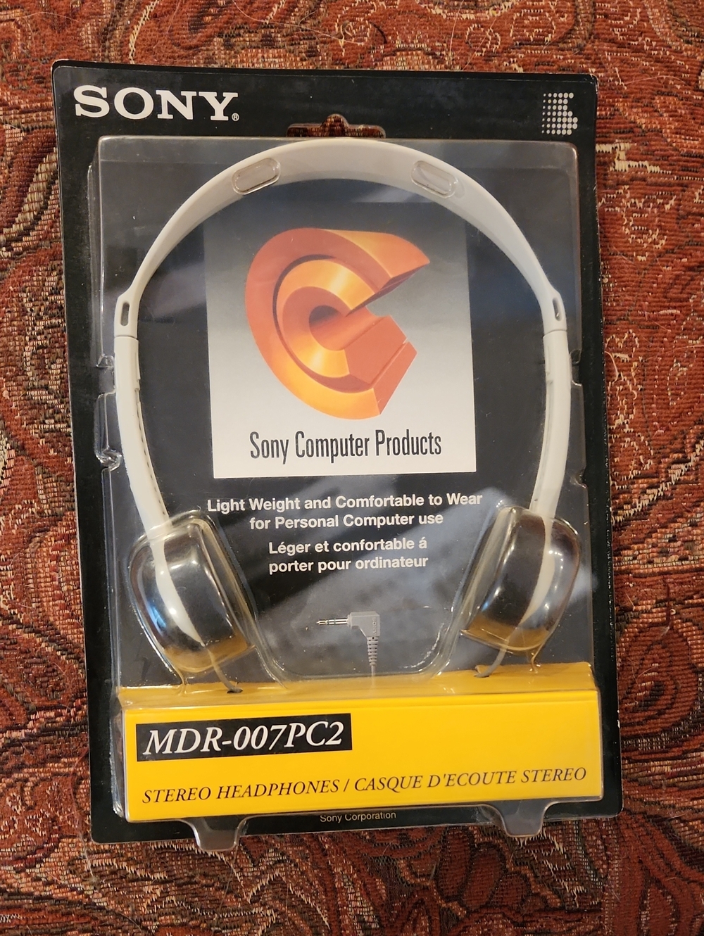 Sony MDR-007PC2 LIGHTWEIGHT STEREO HEADPHONES.